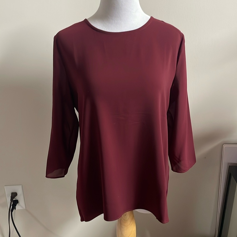 Women’s Ann taylor factory blouse. Size medium